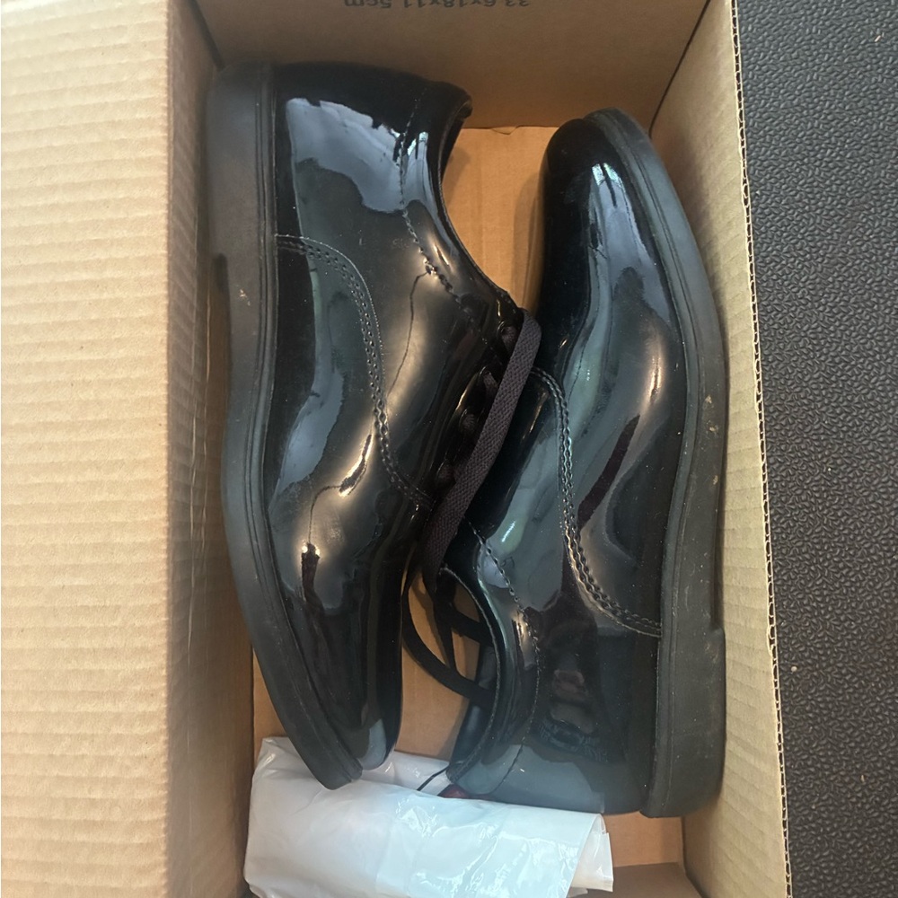 Dinkle’s Marching Shoes